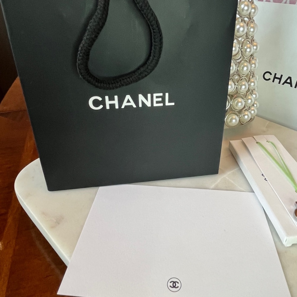 CHANEL Authentic Chance Parfum Mini Charm w/Ribbon, Black Gift Bag, & Card - Picture 8 of 9